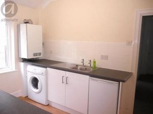 Kitchen & Appliances- click for photo gallery